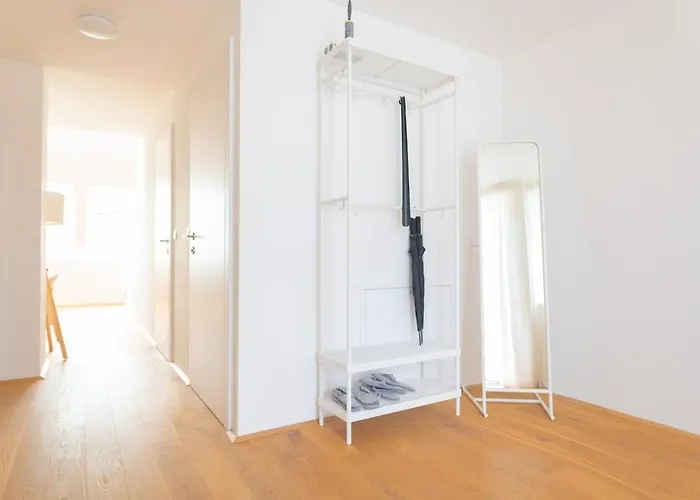 Airconditioned Penthouse Apartment *